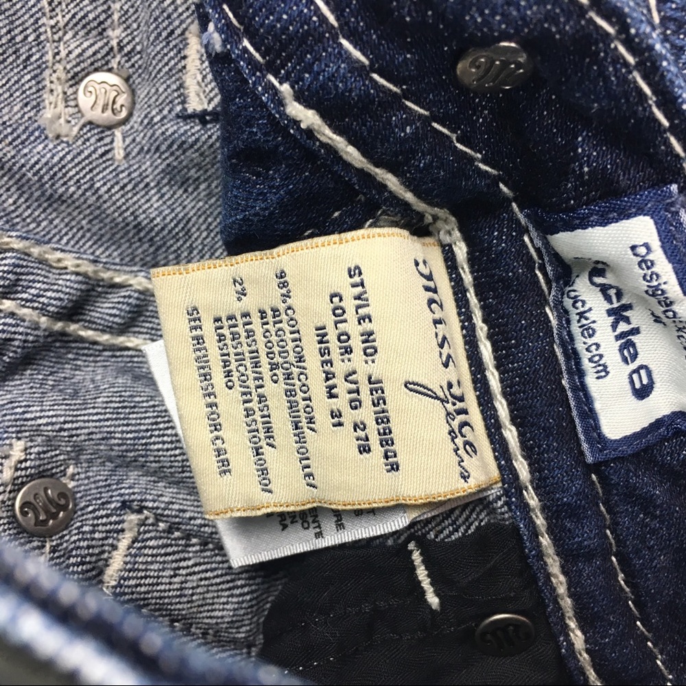 🛍 Miss Me Distressed Cut and Zip Bootcut Jeans 27 - Picture 6 of 8
